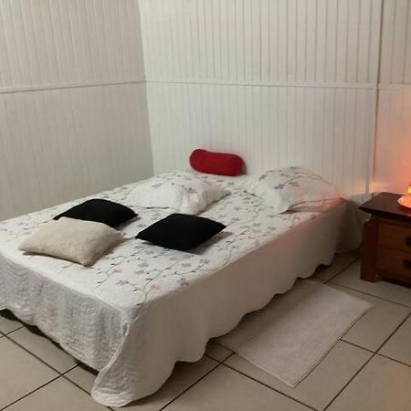 Appartement Dans Propriete Reposante Saint-Benoît Exterior foto